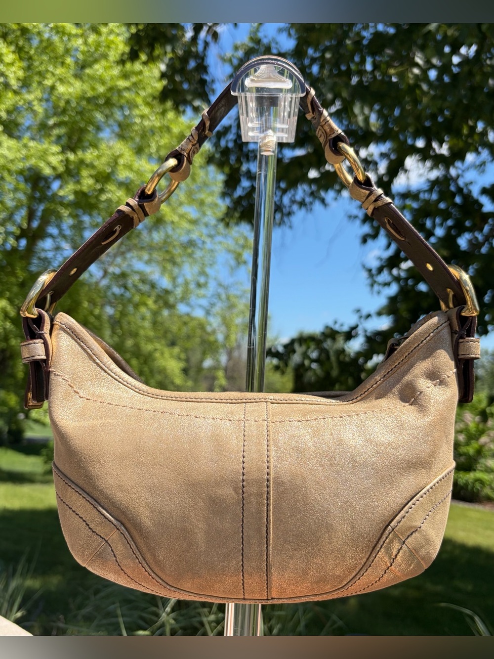Vintage COACH Soho Metallic Gold Signature Limited Edition Hobo 3685 - Picture 10 of 17
